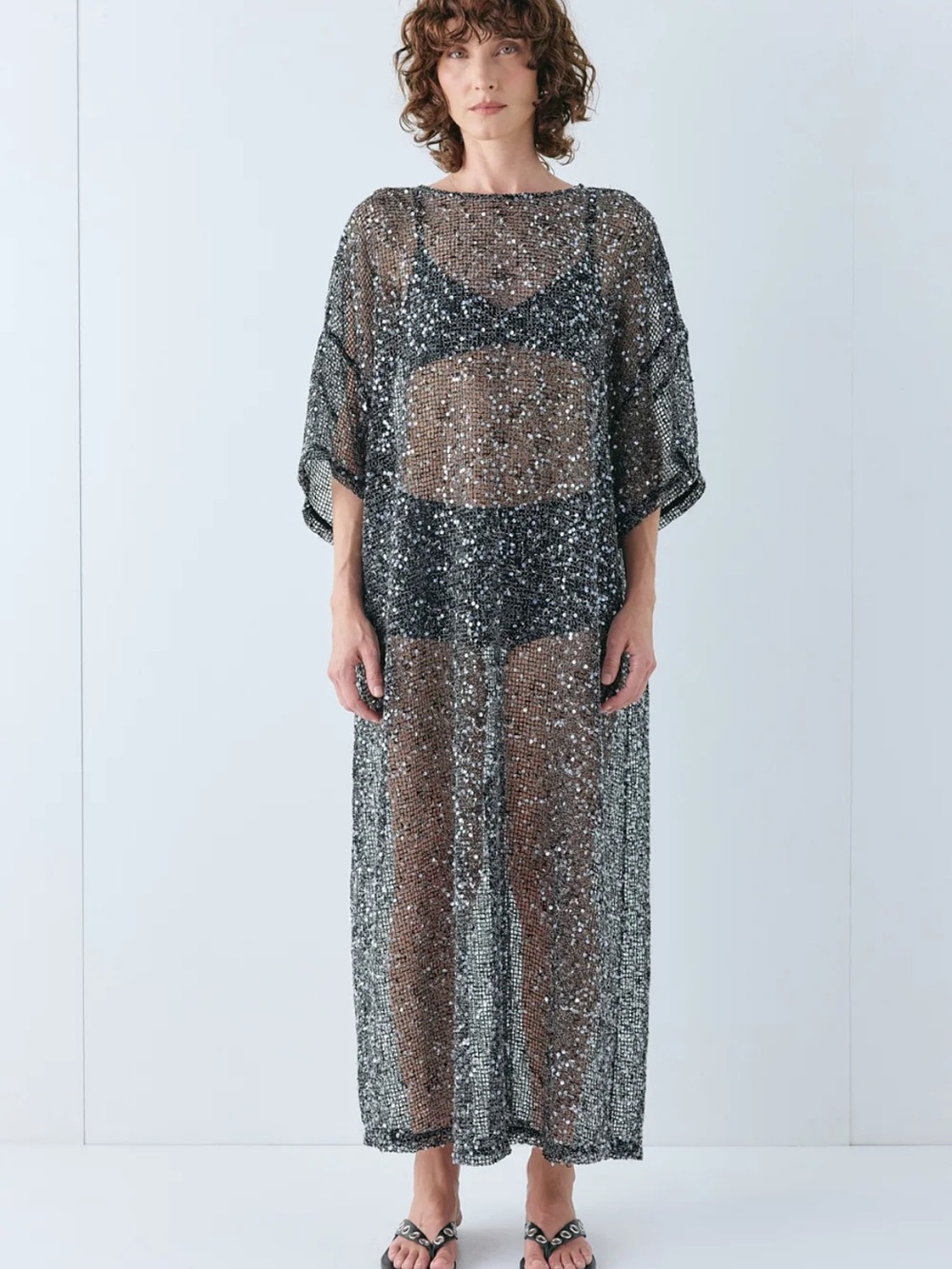 NWOT VRG GRL Ivette Sequin Midi Dress